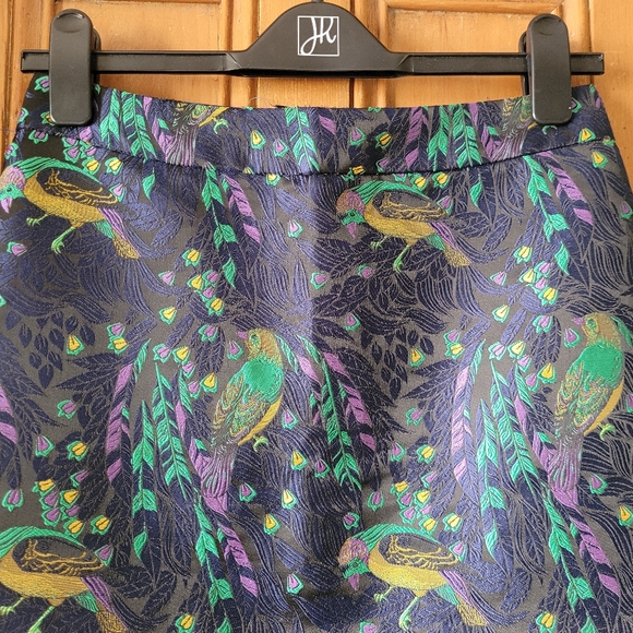 Icone Bird Embroidered Miniskirt Blue and Multicolor size small satin feel - Picture 3 of 15